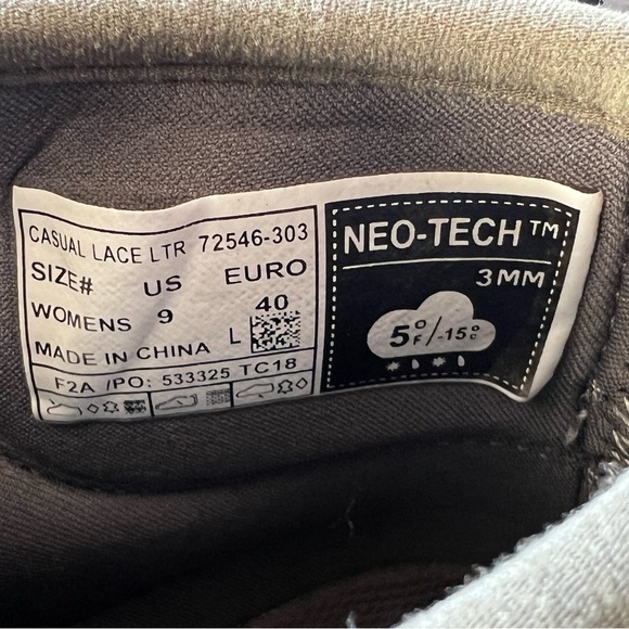 Bogs Classic Casual Lace Leather Boots - Women's olive color size 9 - Picture 6 of 9